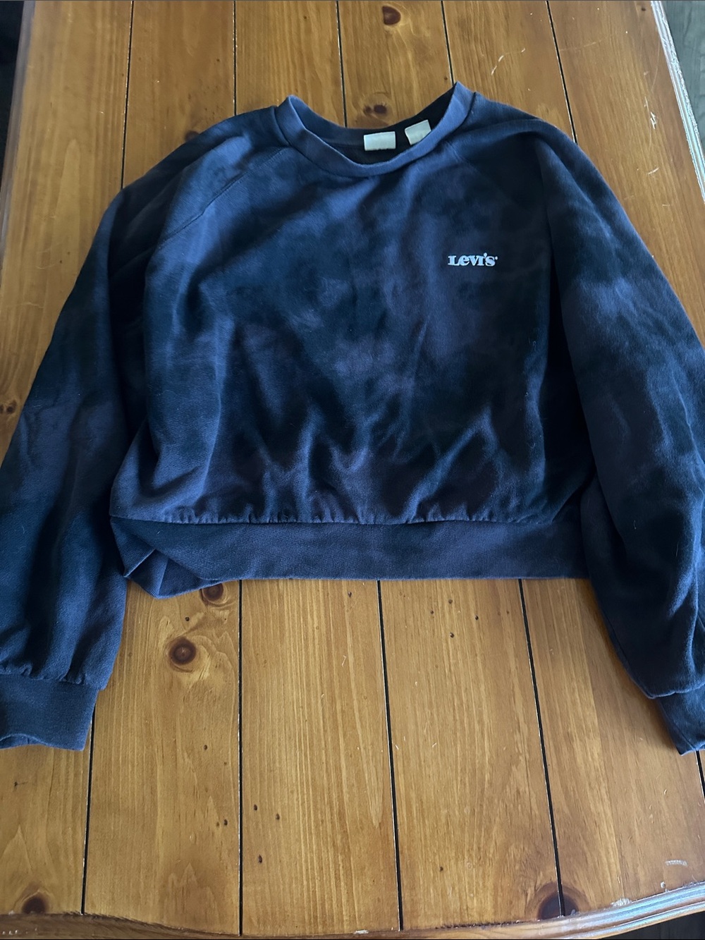 Levi's Navy Black Tie-Dye Cropped Crew Sweatshirt
